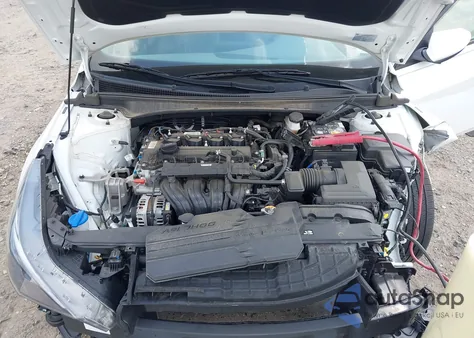 2021 Hyundai Elantra Sel z USA, uszkodzony, nr VIN 5NPLM4AG1MH003986